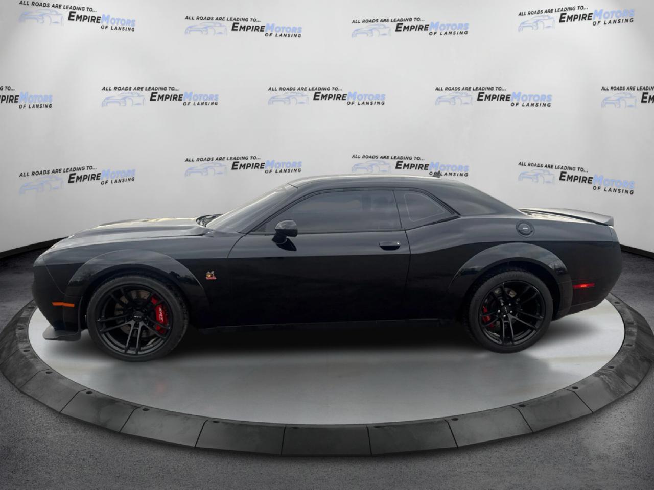 Dodge Challenger R/T Scat Pack Widebody RWD 2021