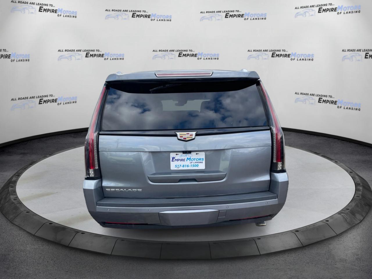 Cadillac Escalade Luxury 4WD 2019