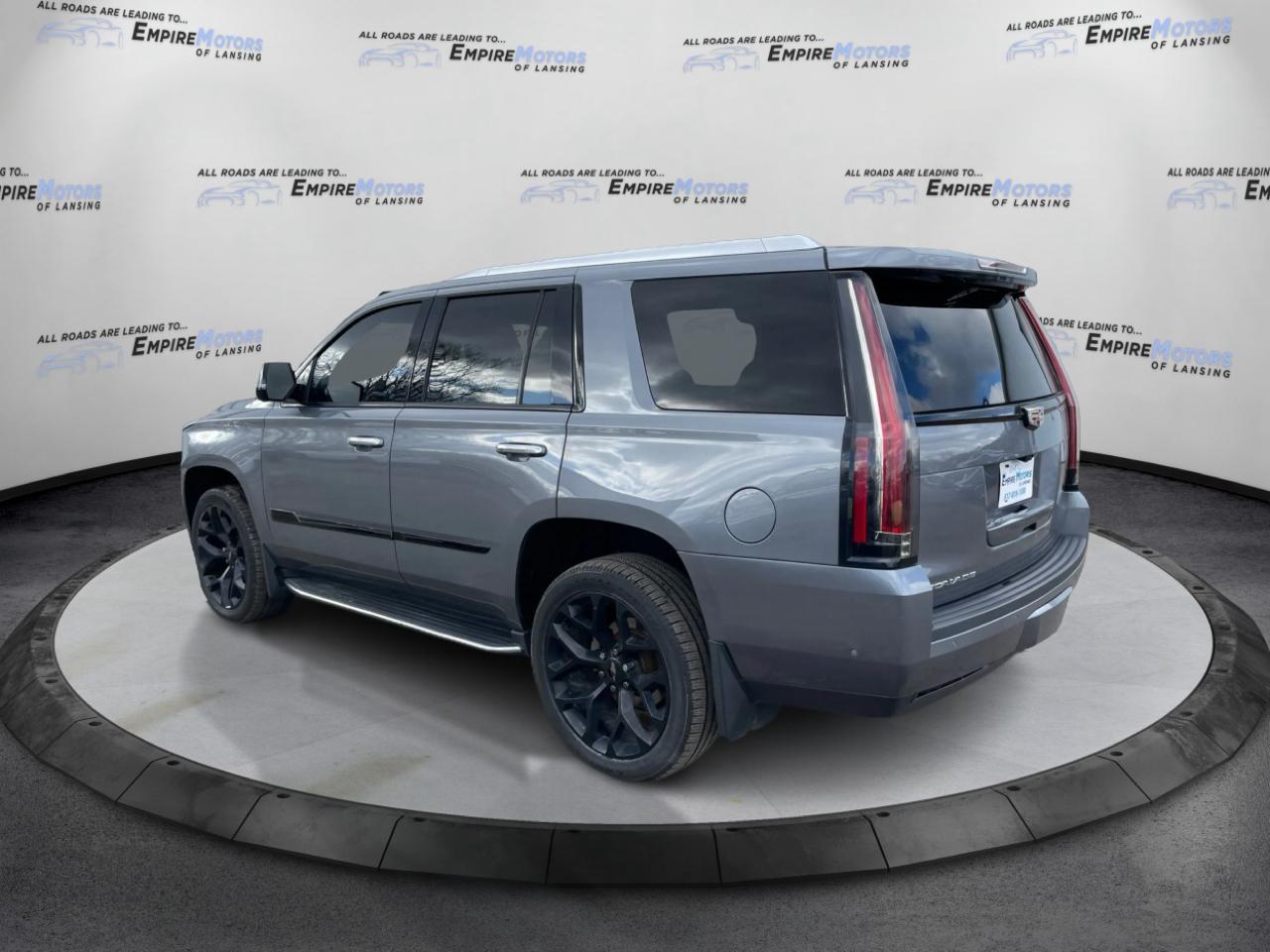 Cadillac Escalade Luxury 4WD 2019