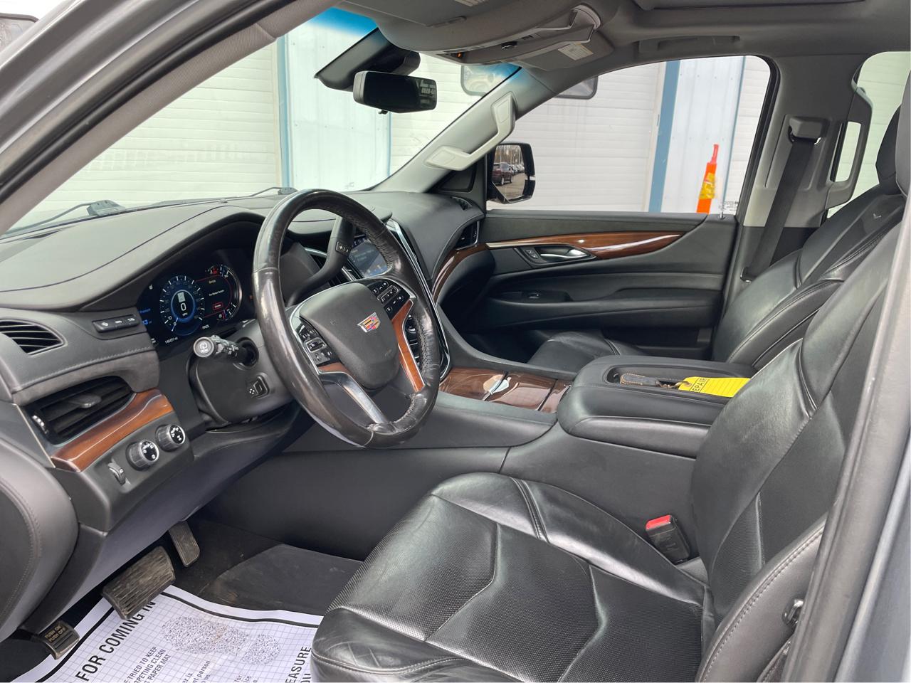 Cadillac Escalade Luxury 4WD 2019