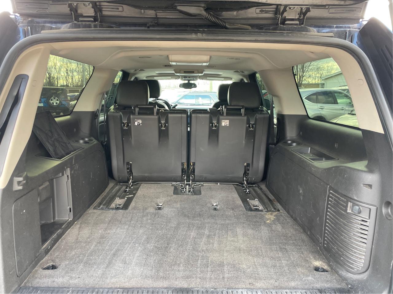 Chevrolet Suburban LTZ 1500 4WD 2011