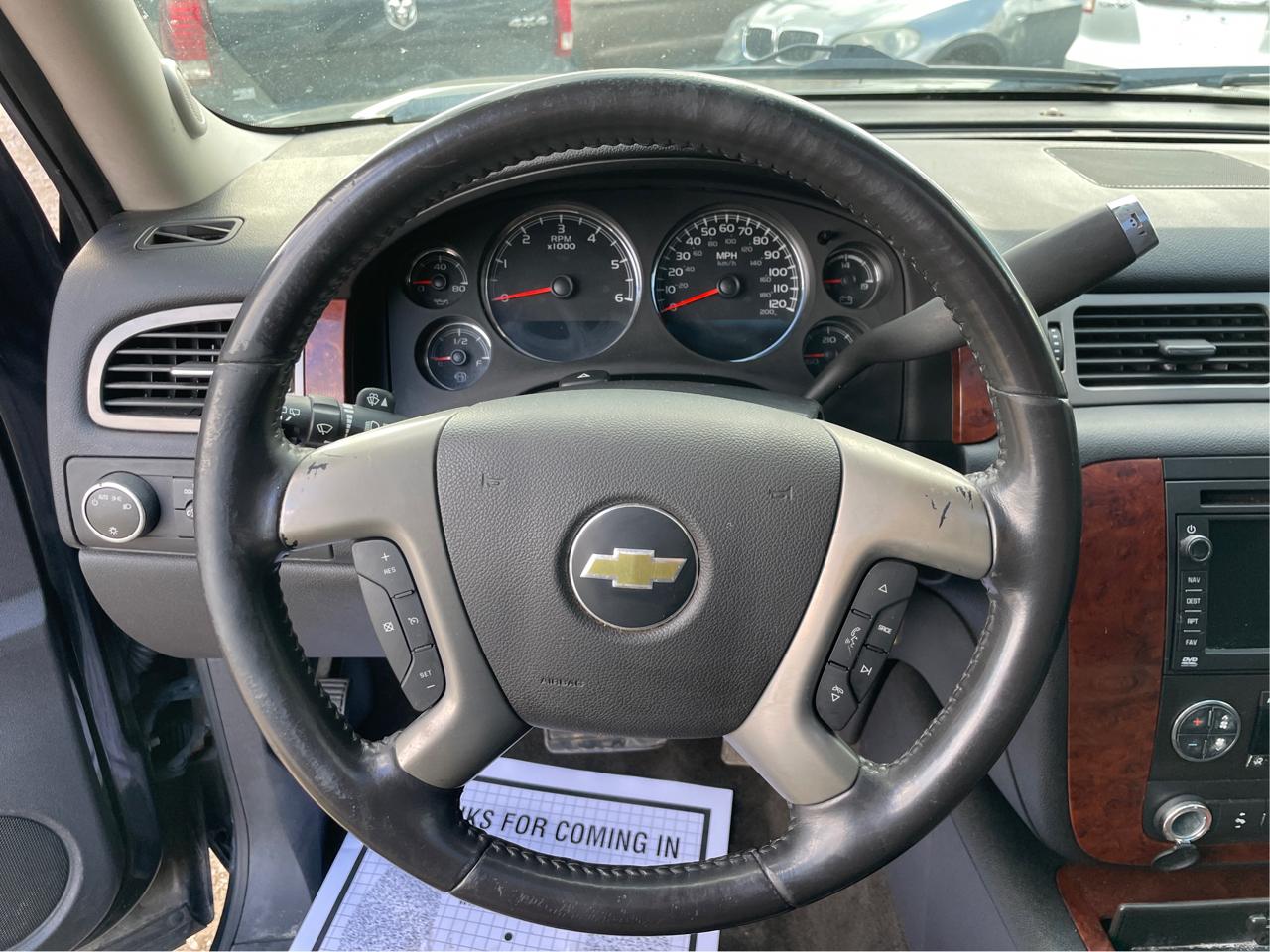 Chevrolet Suburban LTZ 1500 4WD 2011