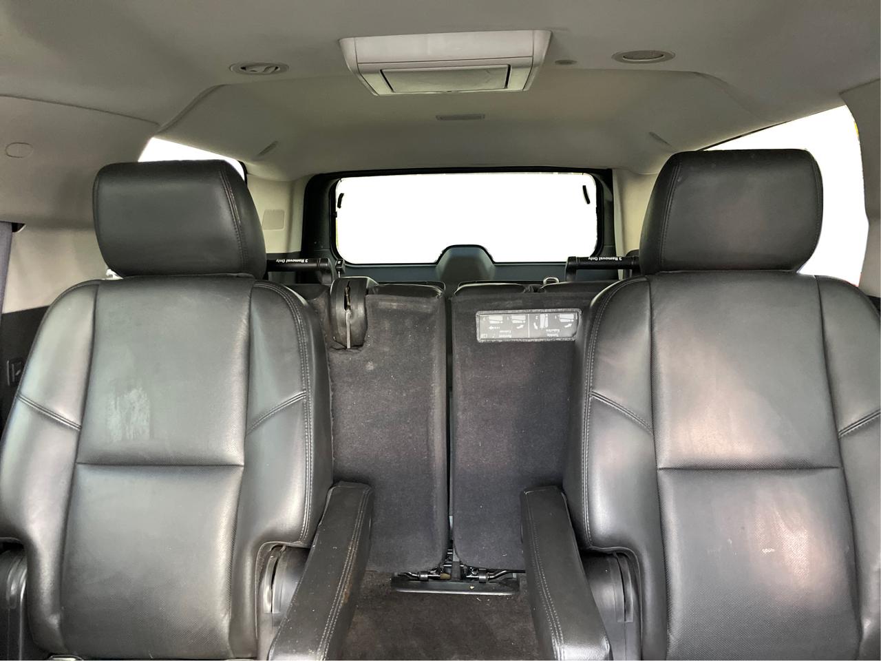 Chevrolet Suburban LTZ 1500 4WD 2011