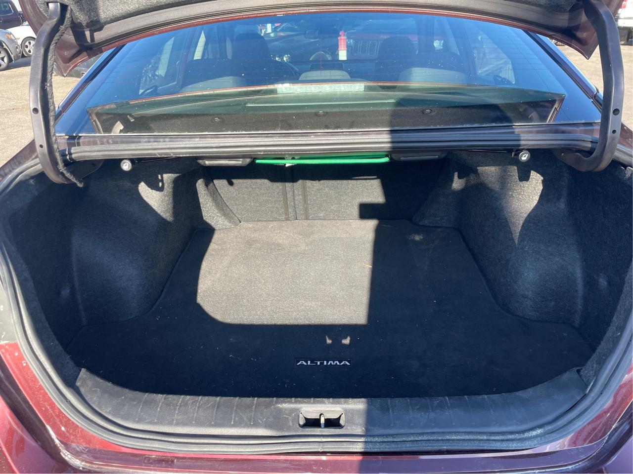 Nissan Altima 2.5 SV 2024