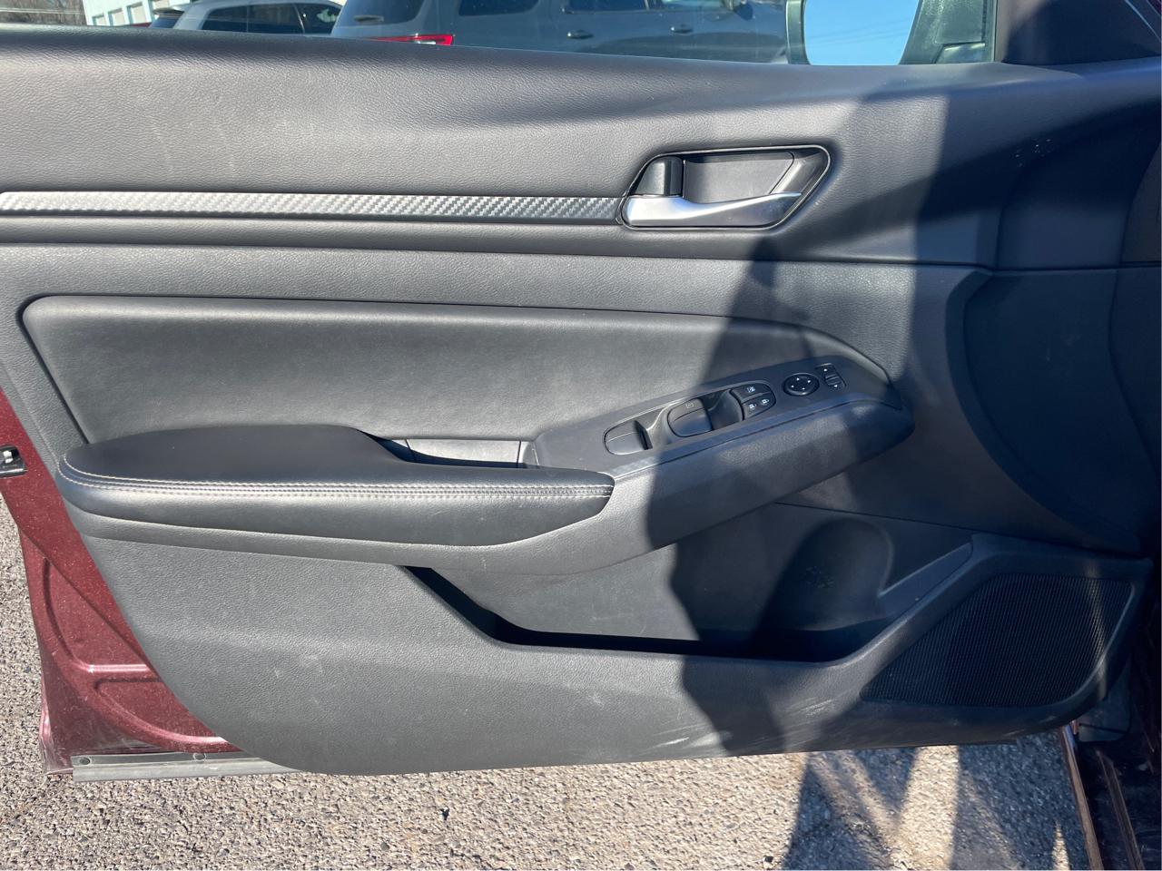 Nissan Altima 2.5 SV 2024