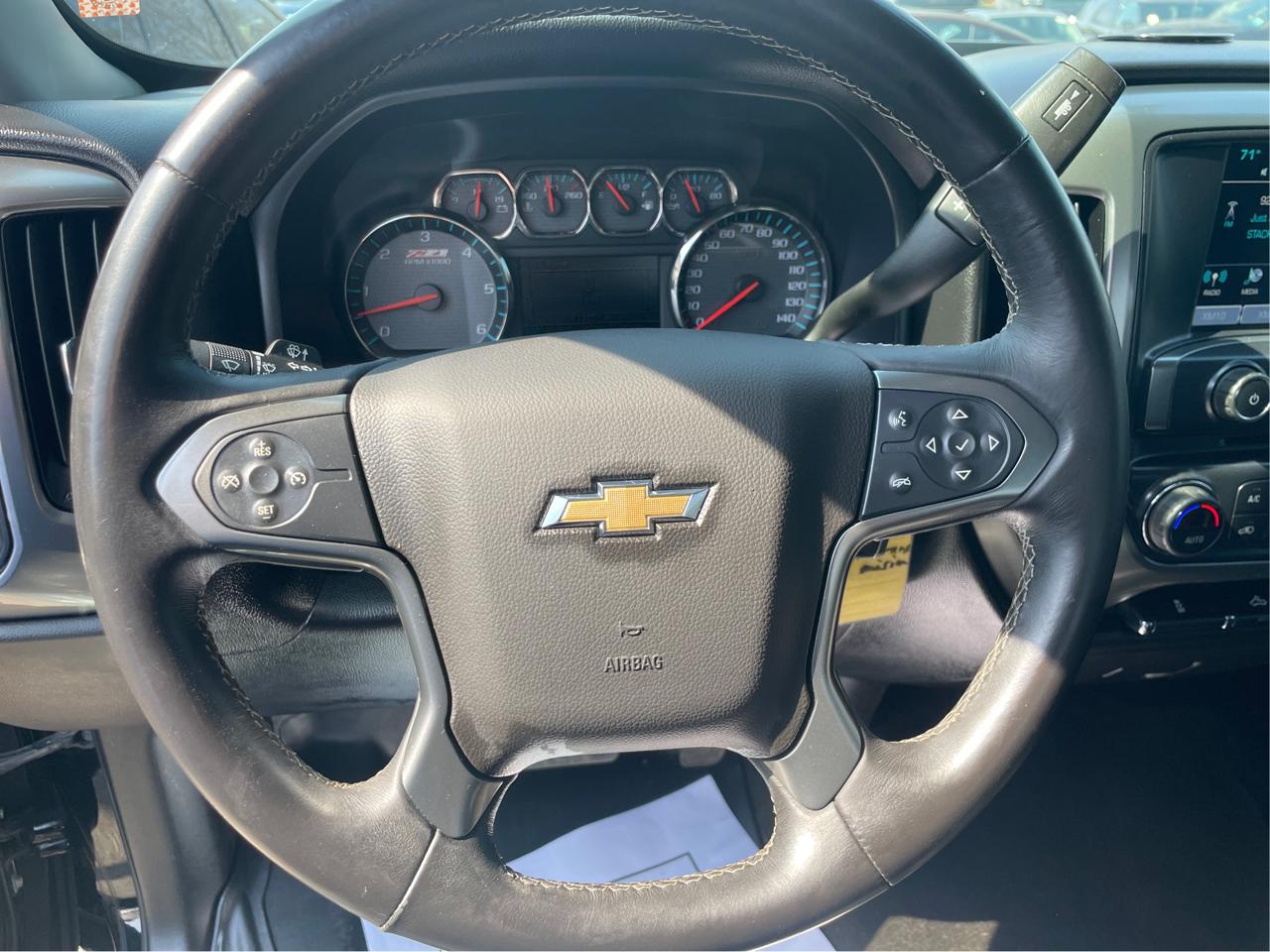 Chevrolet Silverado 1500 1LT Crew Cab 4WD 2017