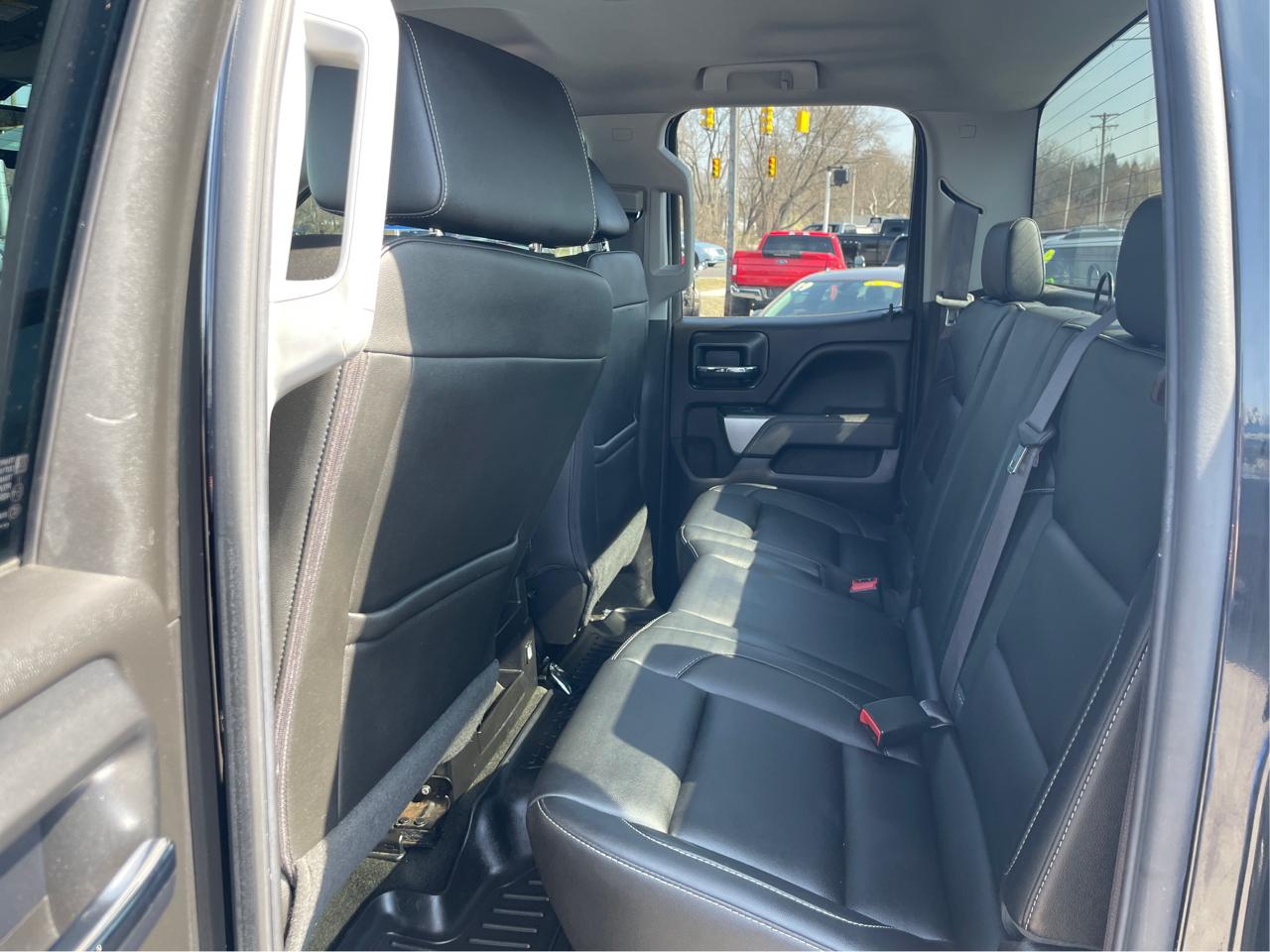 Chevrolet Silverado 1500 1LT Crew Cab 4WD 2017