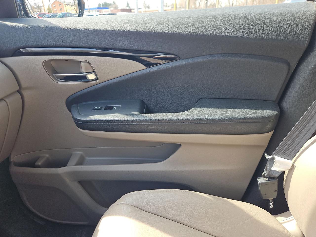 Honda Pilot Touring 4WD 2016