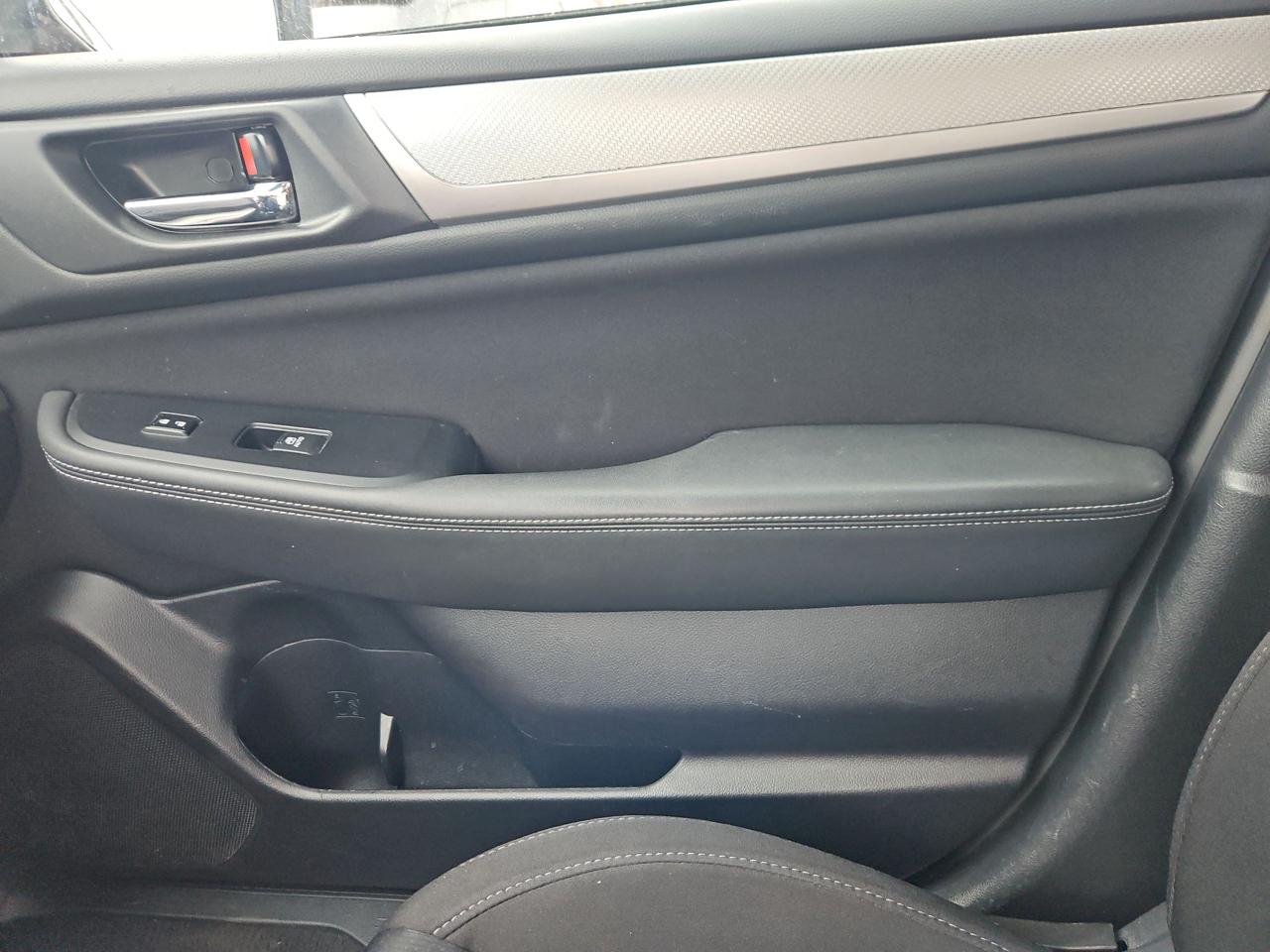 Subaru Legacy 2.5i Premium 2017