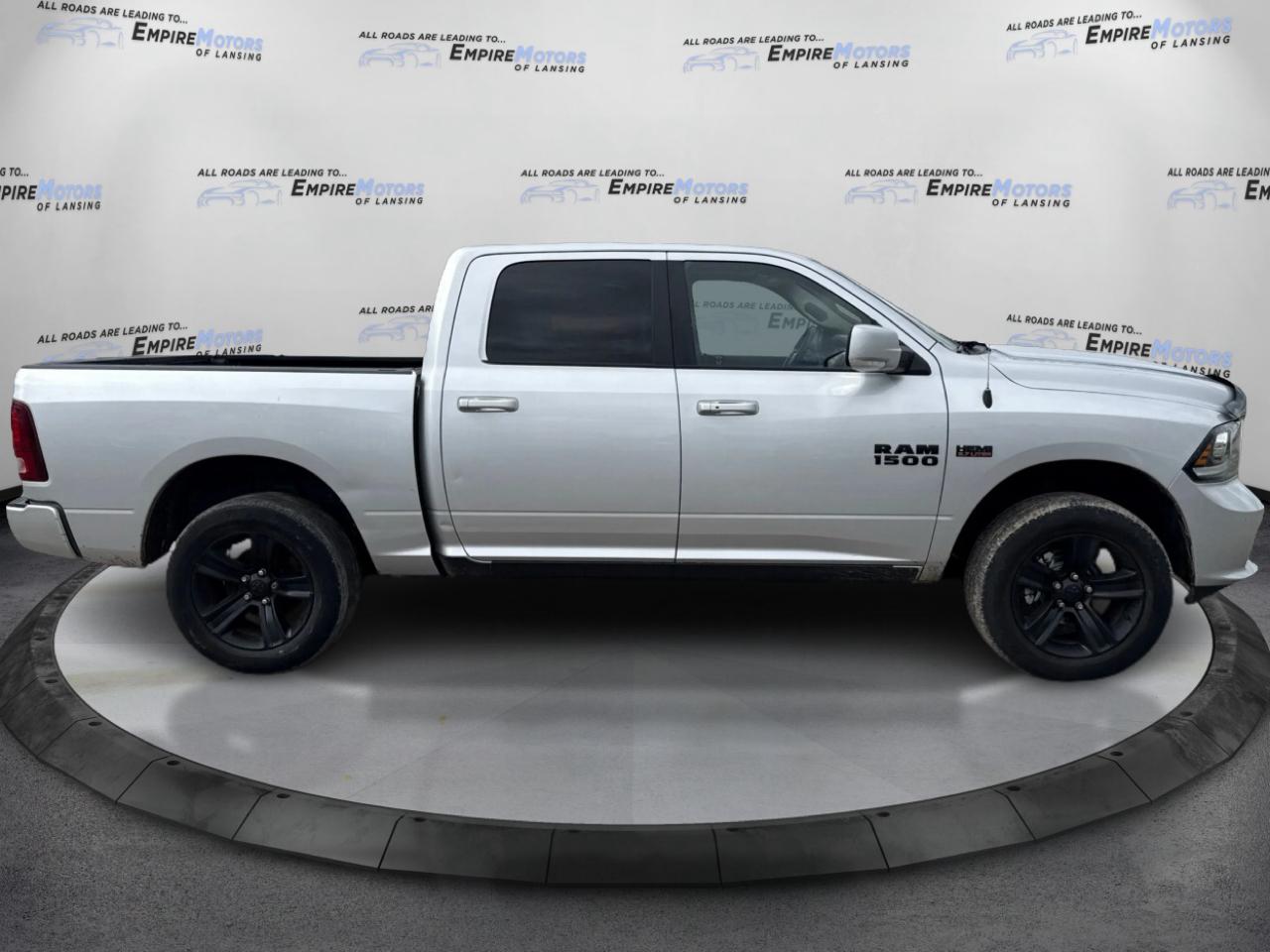 RAM 1500 Sport Crew Cab SWB 4WD 2018