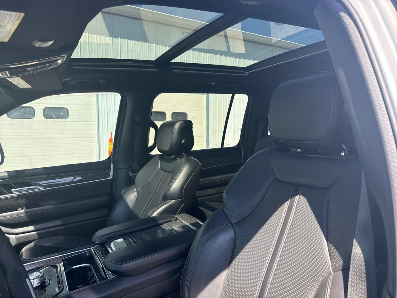 Jeep Wagoneer Series II 4WD 2022