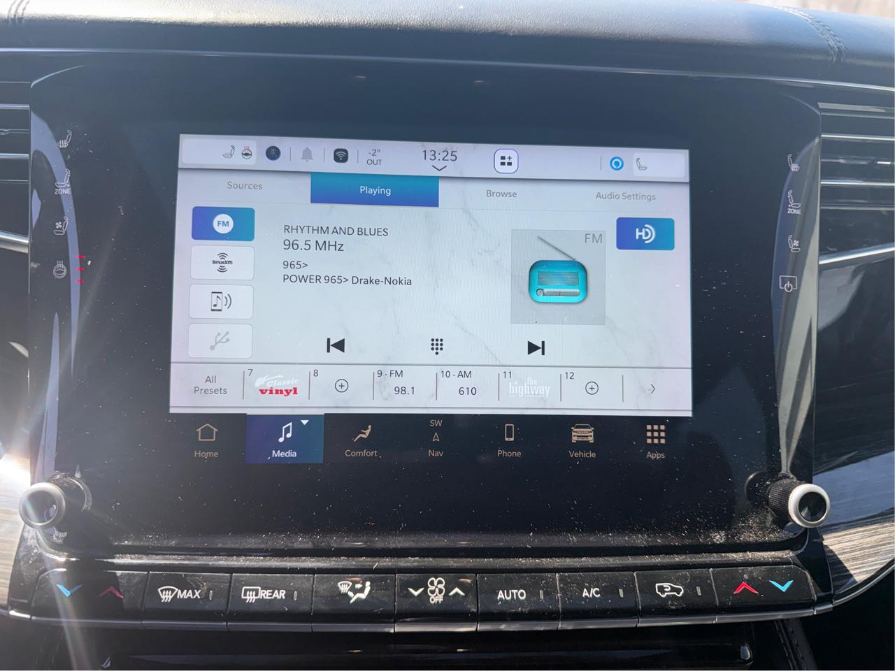 Jeep Wagoneer Series II 4WD 2022