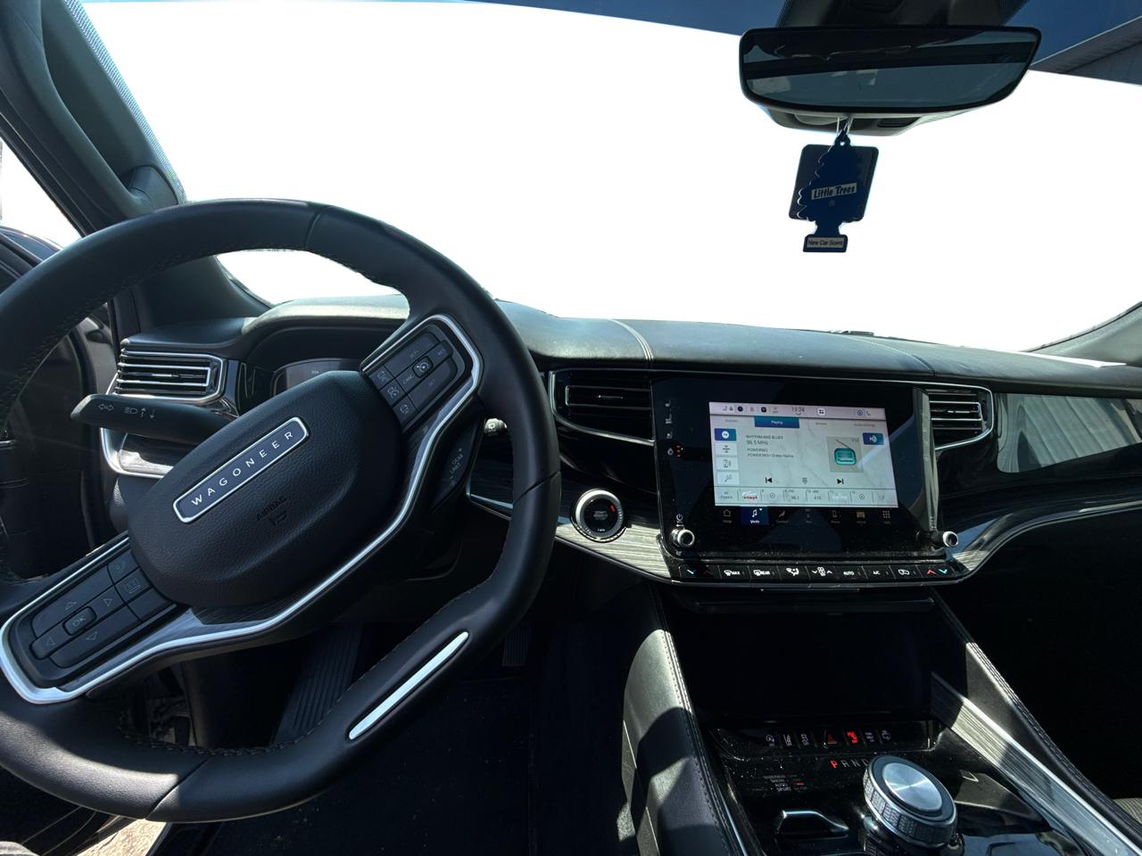 Jeep Wagoneer Series II 4WD 2022