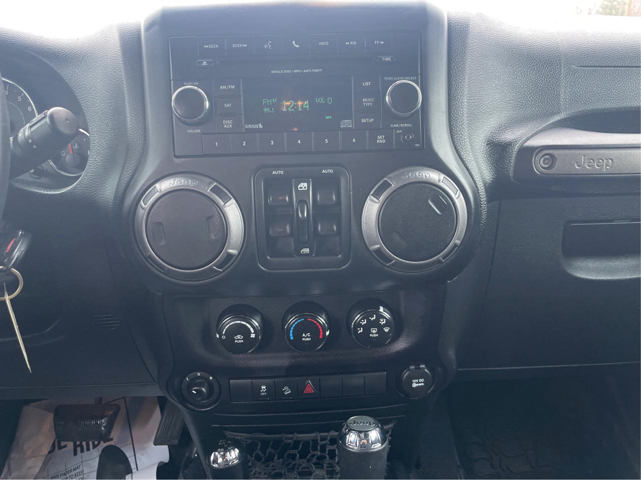 Jeep Wrangler Unlimited Sport 4WD 2016