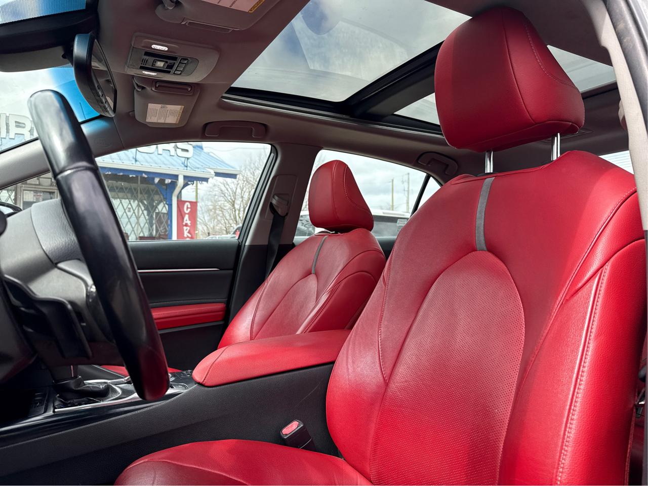 Toyota Camry XLE V6 2018