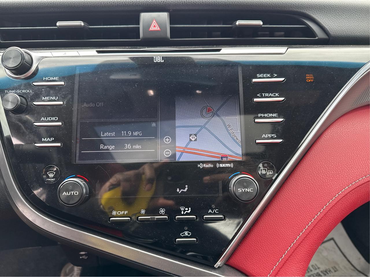 Toyota Camry XLE V6 2018