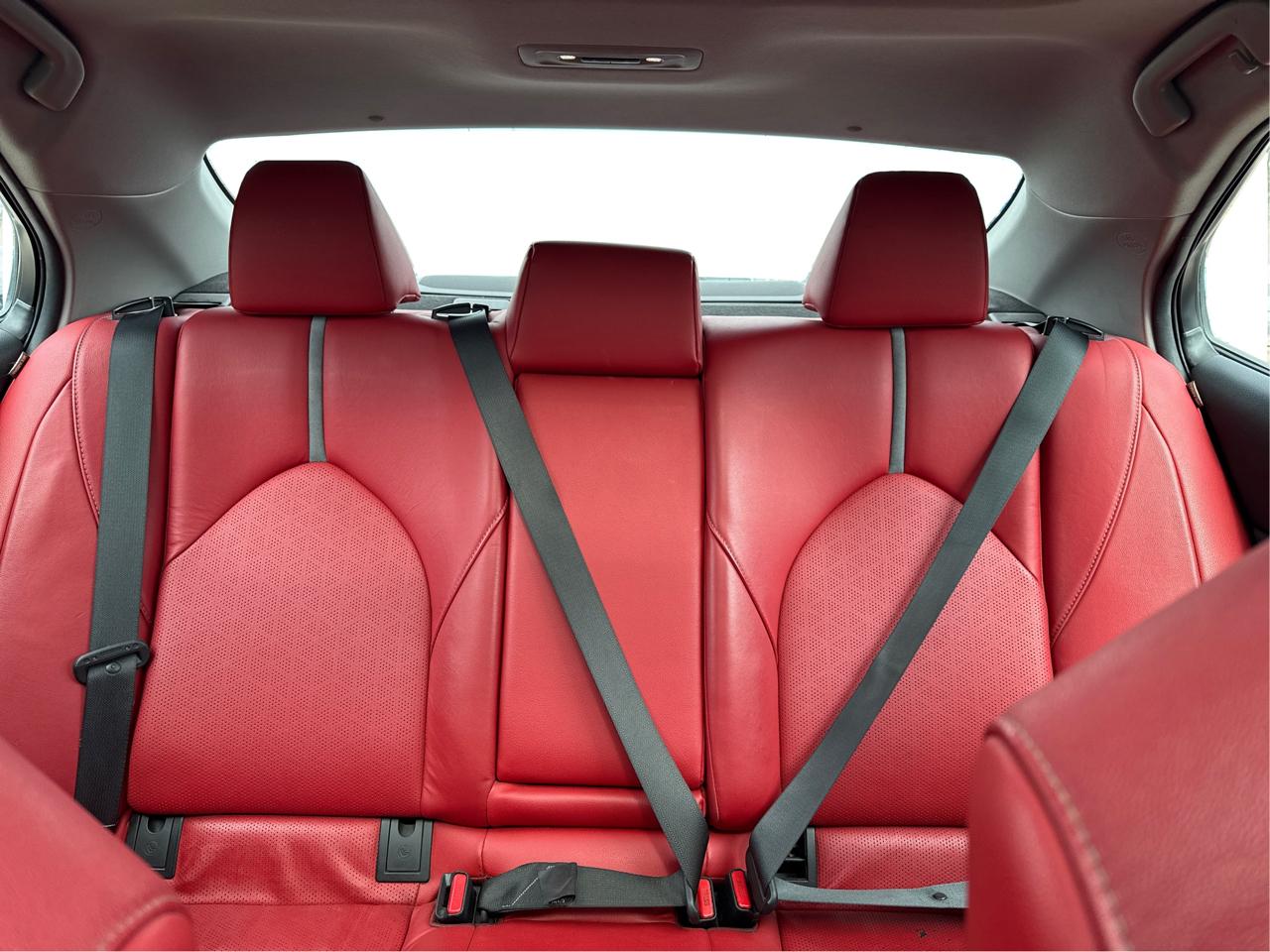 Toyota Camry XLE V6 2018