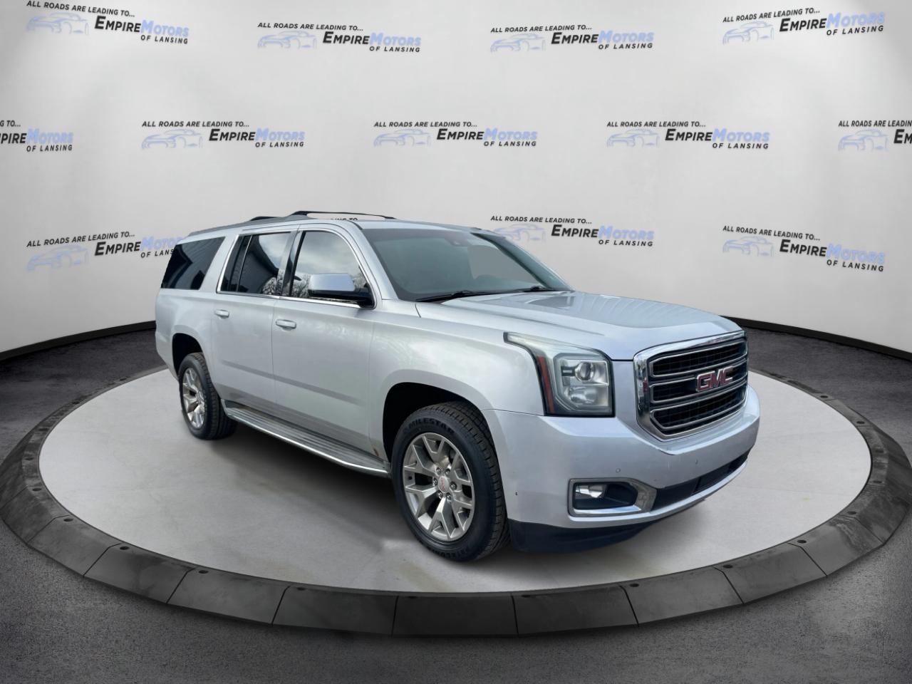 GMC Yukon XL SLT 1/2 Ton 4WD 2015