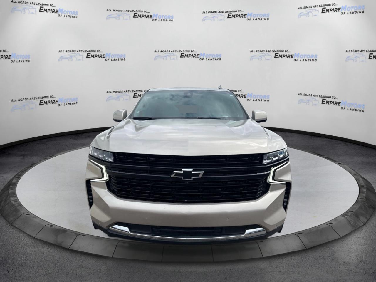 Chevrolet Suburban LT 4WD 2021