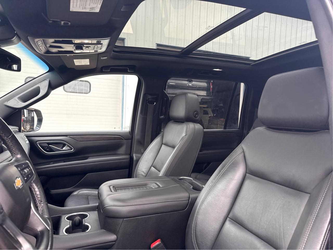 Chevrolet Suburban LT 4WD 2021