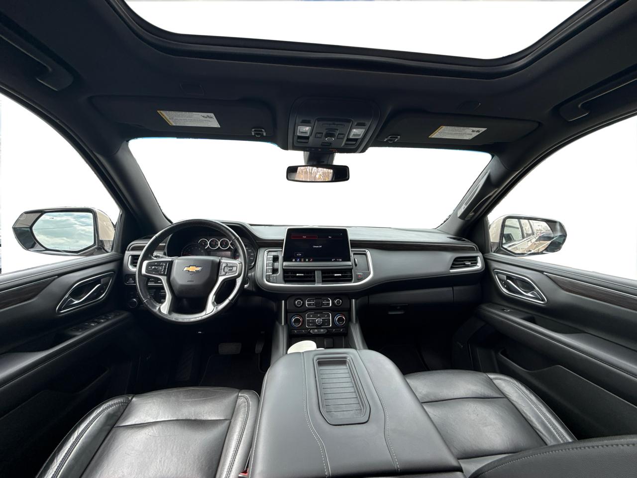 Chevrolet Suburban LT 4WD 2021