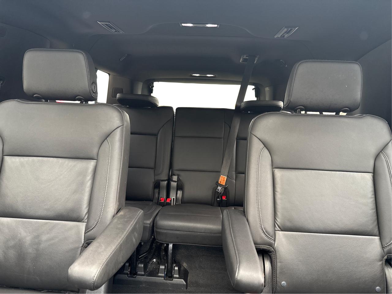 Chevrolet Suburban LT 4WD 2021