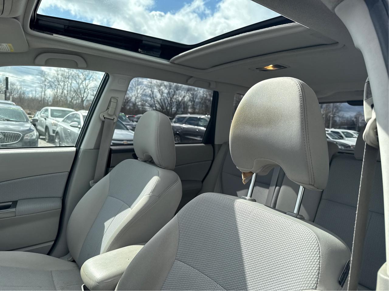 Subaru Forester 2.5X Premium 2011