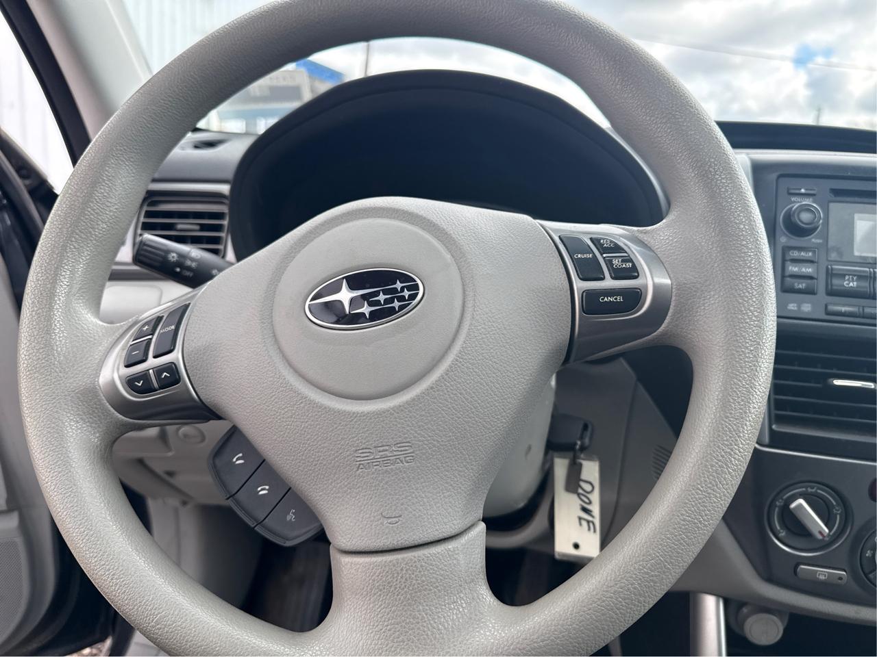 Subaru Forester 2.5X Premium 2011