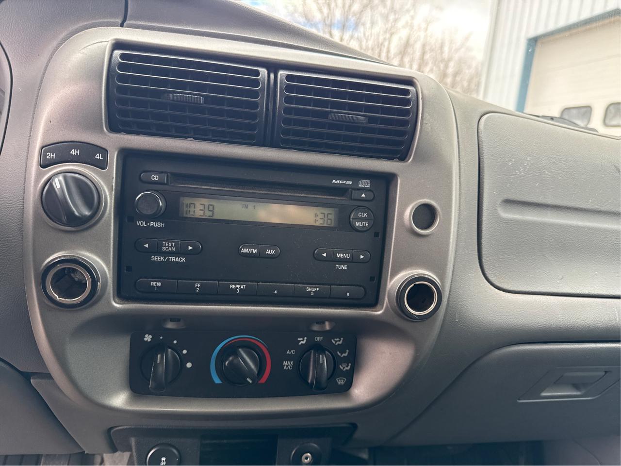 Ford Ranger Sport SuperCab 4-Door 4WD 2011