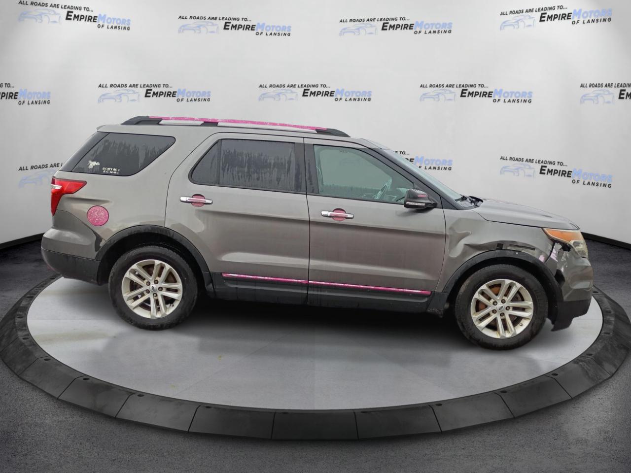 Ford Explorer XLT FWD 2011