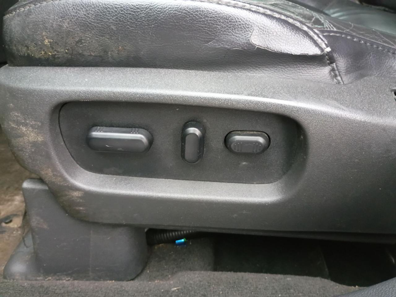 Ford Explorer XLT FWD 2011