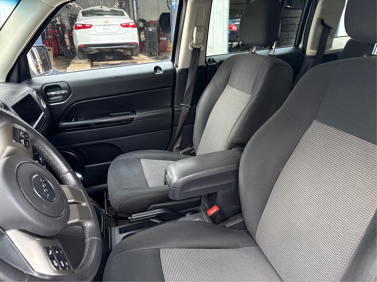 Jeep Patriot Latitude 4WD 2014