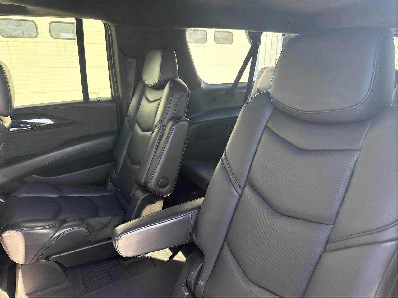 Cadillac Escalade ESV Platinum 4WD 2020