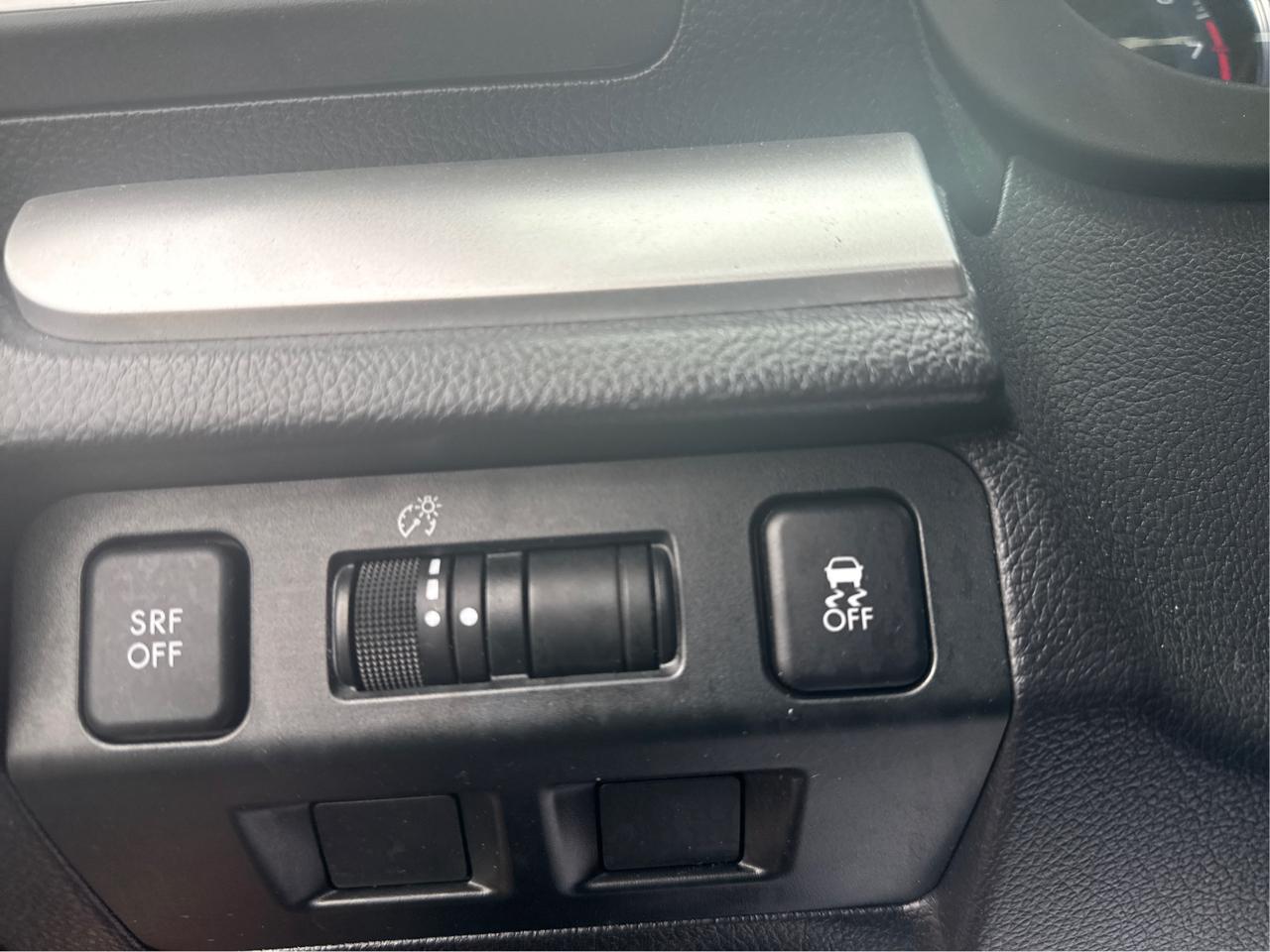 Subaru Impreza 2.0i Limited PZEV 4-Door 2016