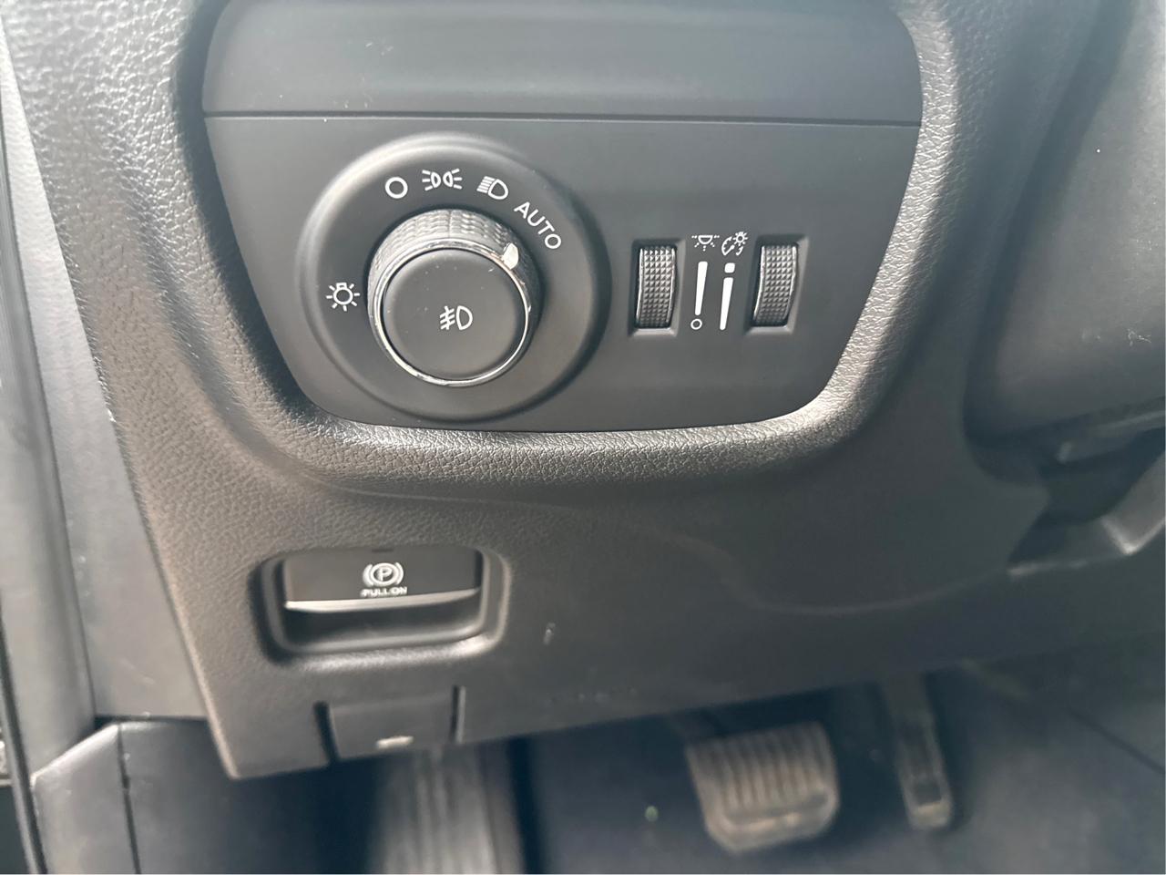 Jeep Grand Cherokee Limited 4WD 2023