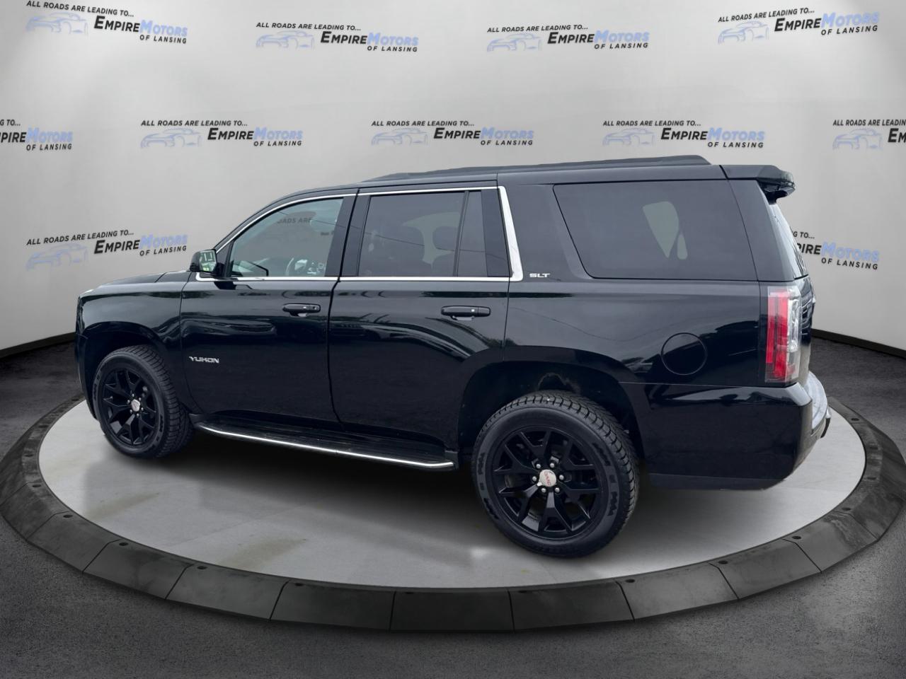 GMC Yukon SLT 4WD 2017