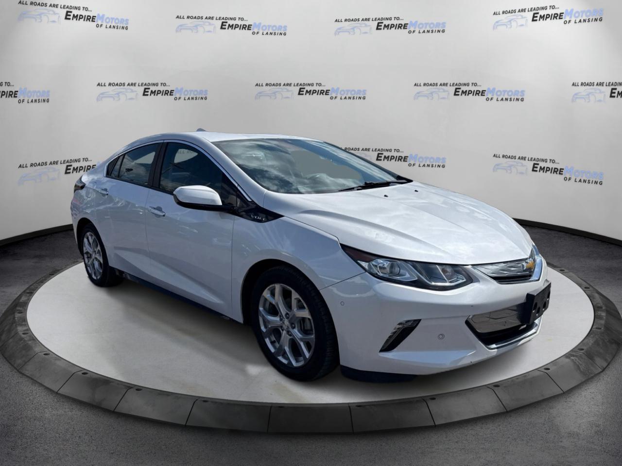 Chevrolet Volt Premier w/ Standard Emission Package 2017