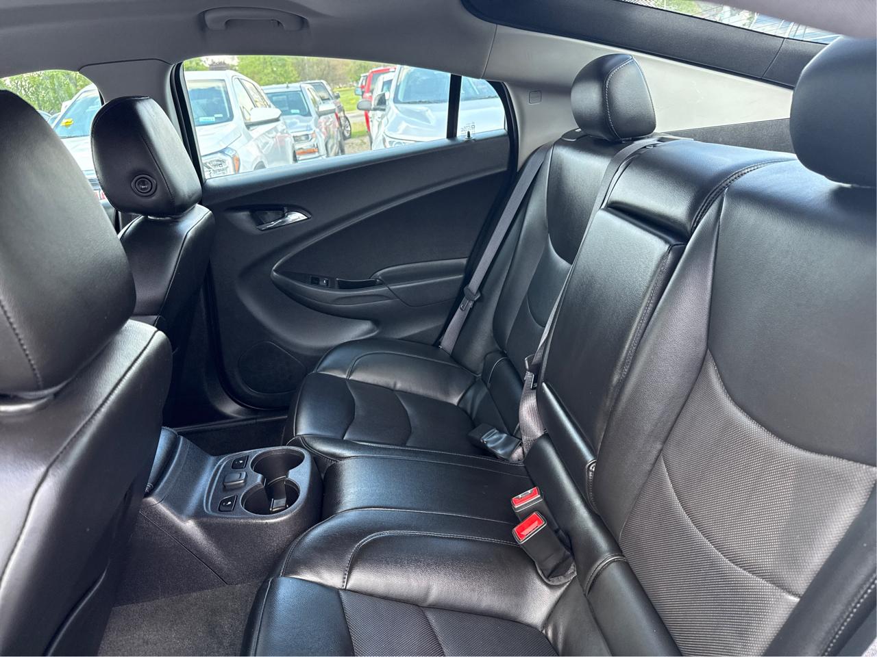 Chevrolet Volt Premier w/ Standard Emission Package 2017