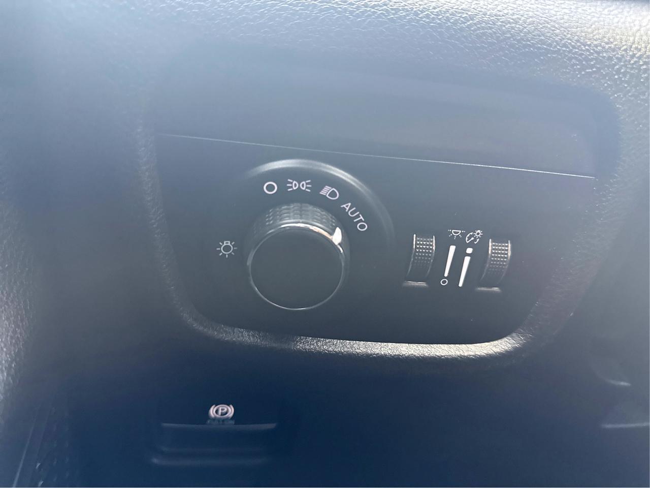 Jeep Grand Cherokee L Laredo 4WD 2023