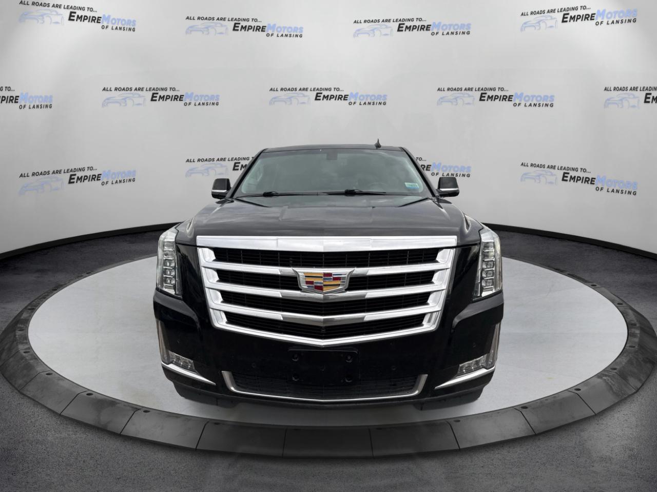 Cadillac Escalade ESV Standard 4WD 2018