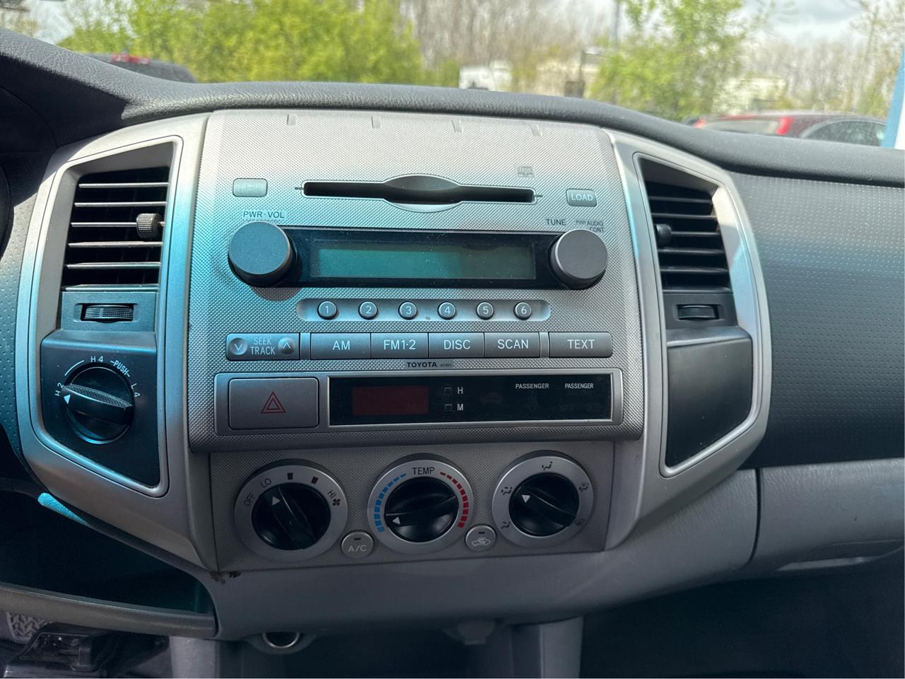 Toyota Tacoma Double Cab V6 4WD 2006