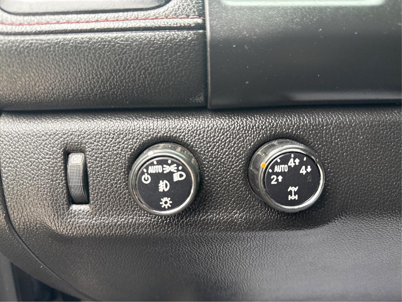 GMC Canyon SLE Ext. Cab 4WD 2015