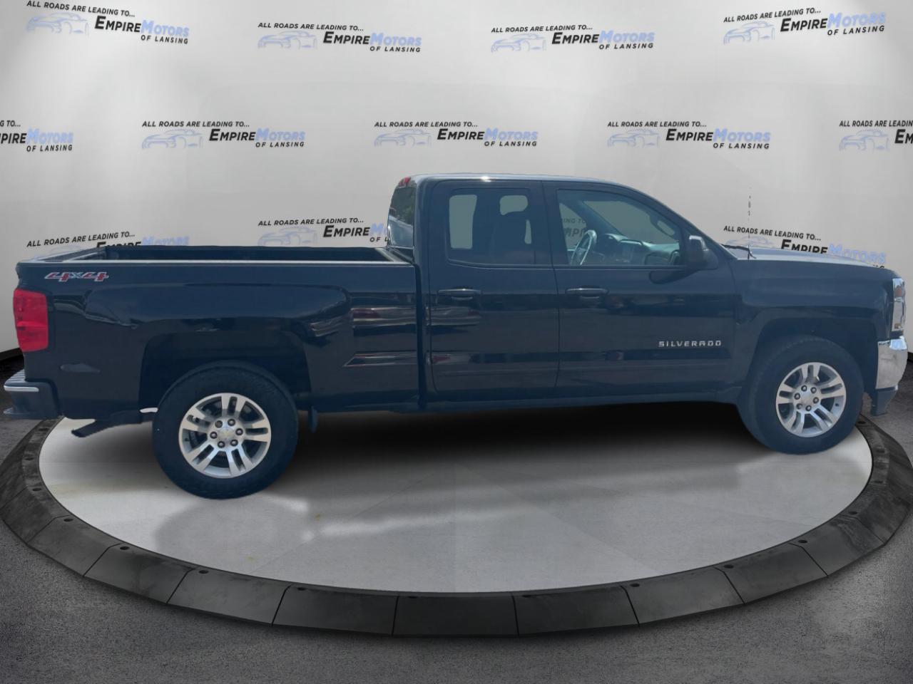 Chevrolet Silverado 1500 1LT Crew Cab 4WD 2016