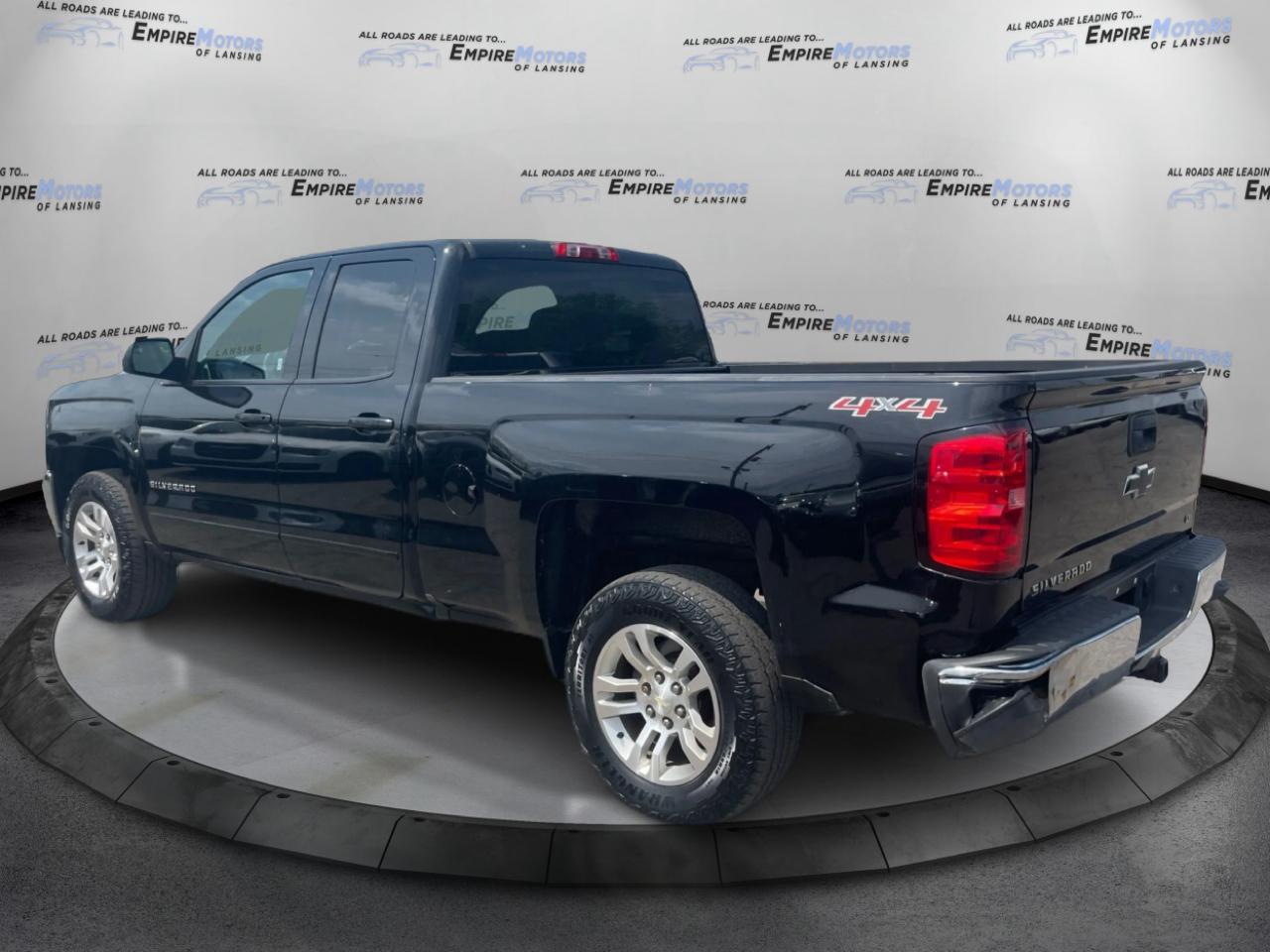 Chevrolet Silverado 1500 1LT Crew Cab 4WD 2016