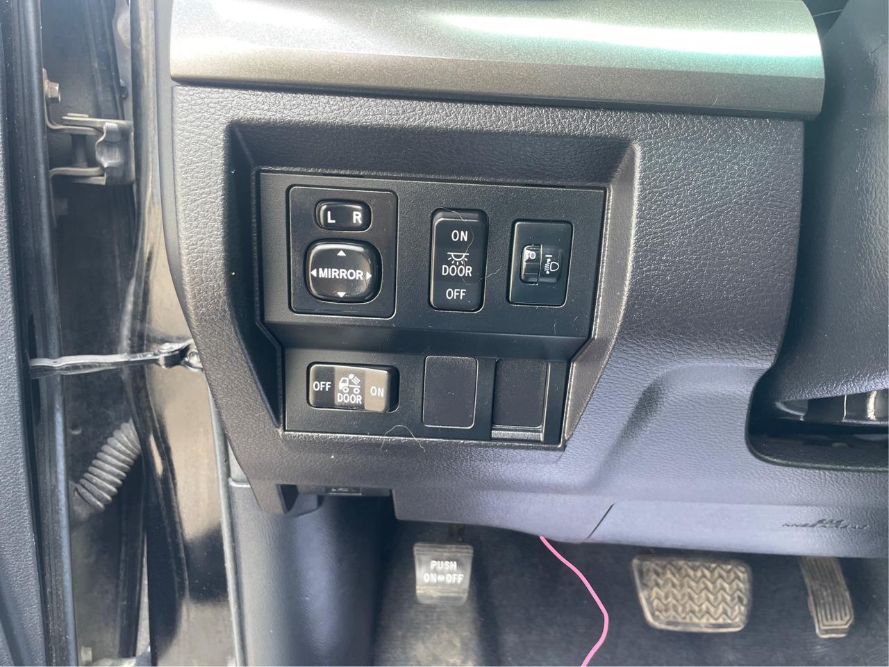 Toyota Tundra SR5 5.7L V8 FFV Double Cab 4WD 2014