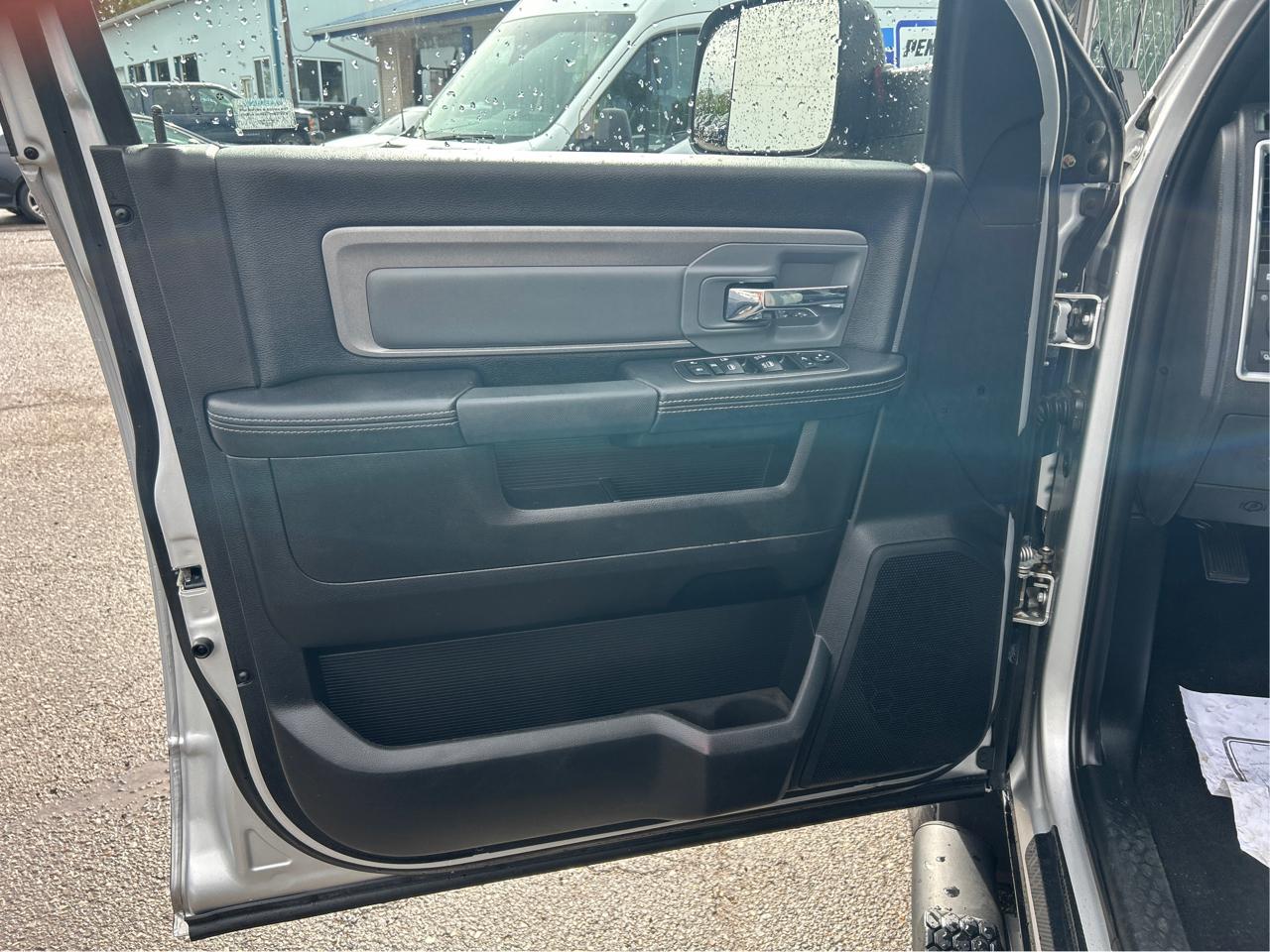 RAM 2500 Power Wagon Crew Cab SWB 4WD 2018
