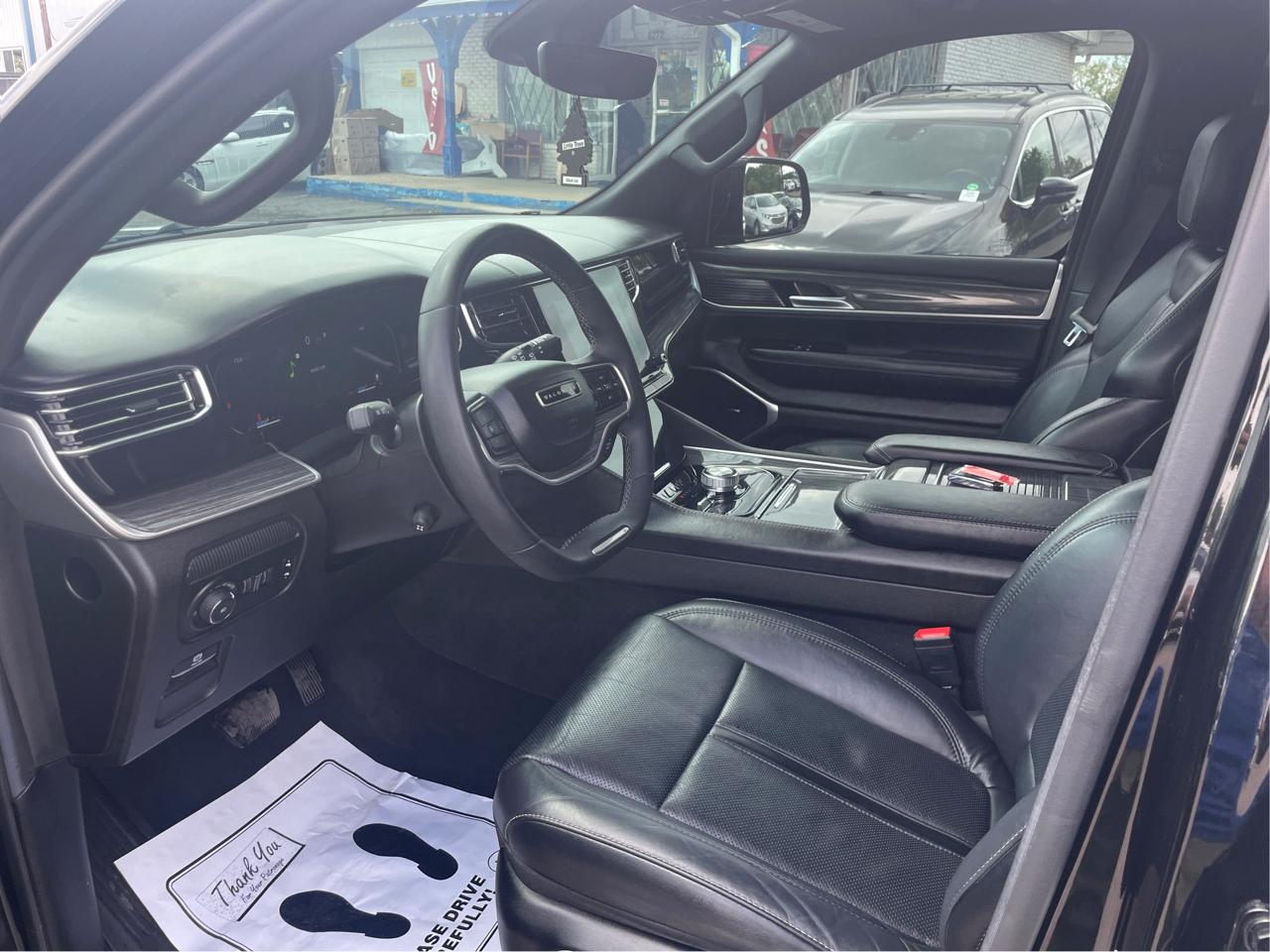 Jeep Wagoneer Series II 4WD 2022