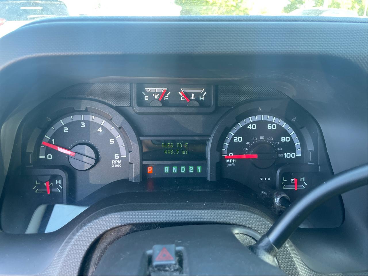 Ford Econoline E-350 XL Super Duty 2012