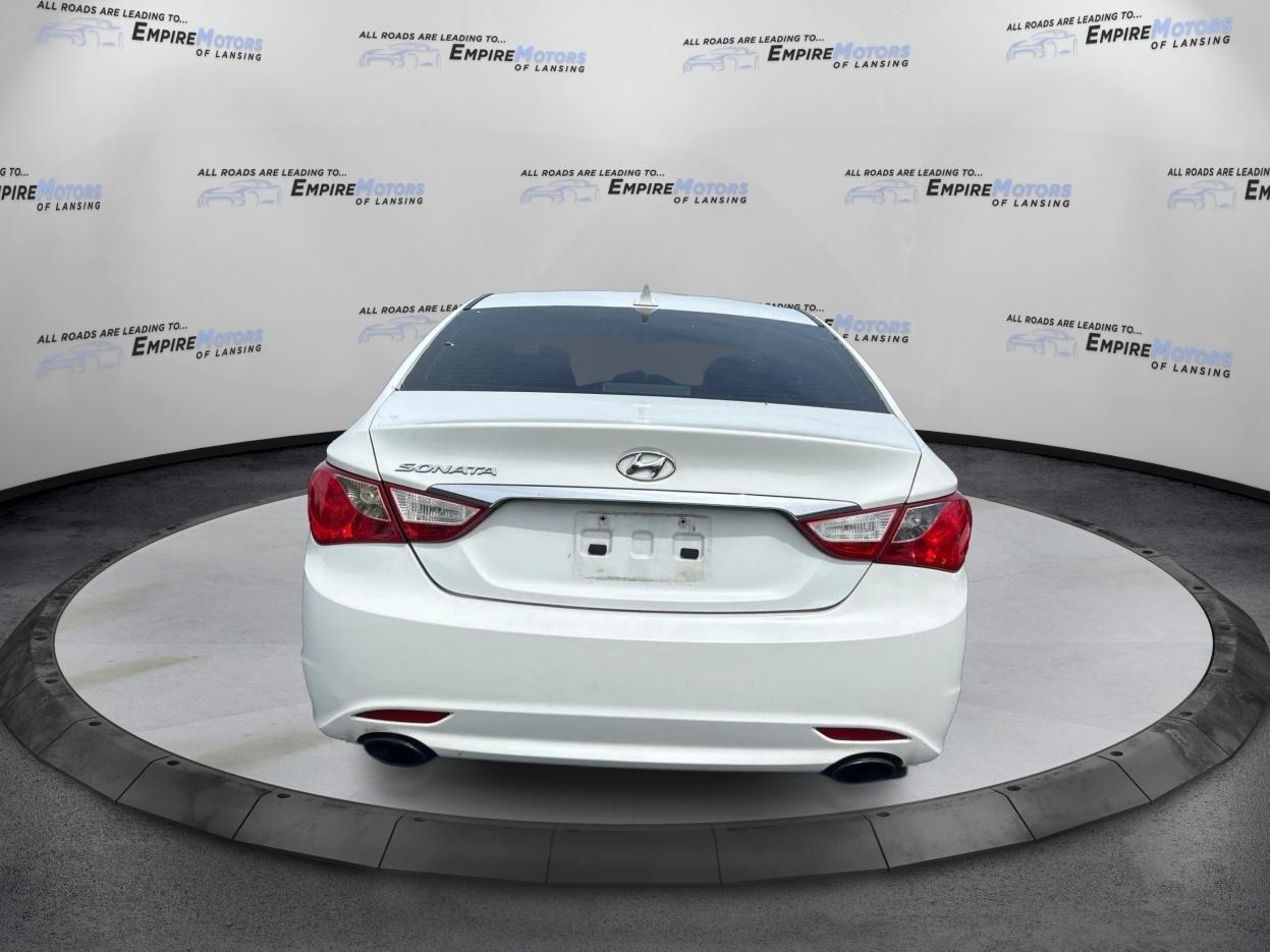 Hyundai Sonata Limited Auto 2011