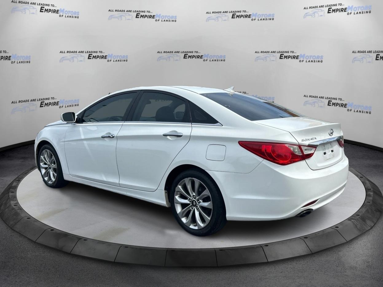 Hyundai Sonata Limited Auto 2011